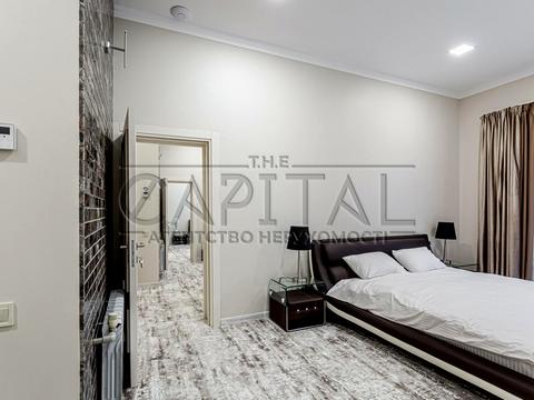 комерційна за адресою Шевченка вул., 8