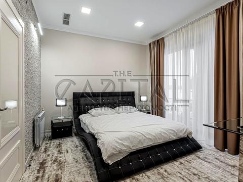 комерційна за адресою Шевченка вул., 8