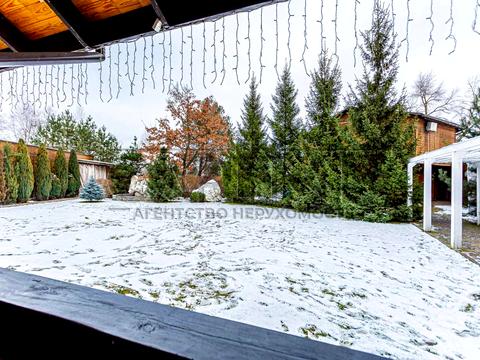 комерційна за адресою Шевченка вул., 8