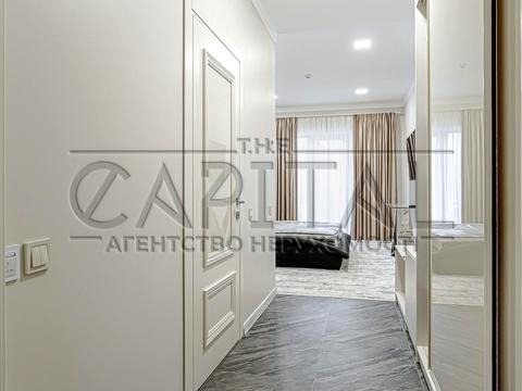 комерційна за адресою Шевченка вул., 8