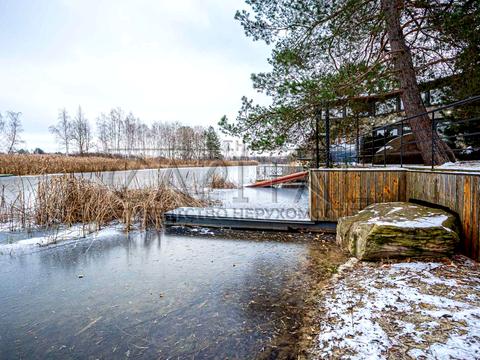 комерційна за адресою Шевченка вул., 8