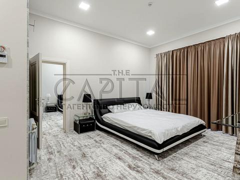 комерційна за адресою Шевченка вул., 8