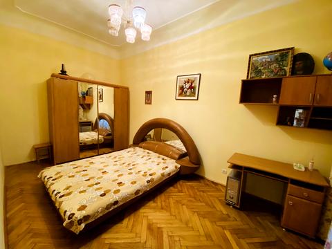 квартира за адресою Омеляна Поповича вул., 6