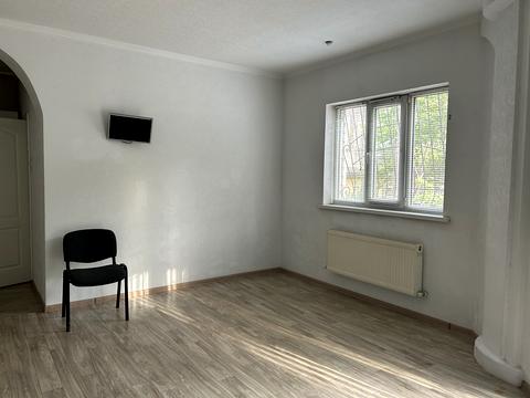 коммерческая по адресу Театральная ул., 6