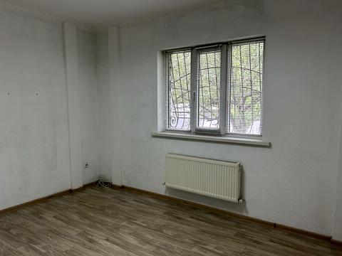 коммерческая по адресу Театральная ул., 6