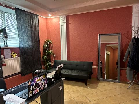 коммерческая по адресу Театральная ул., 6