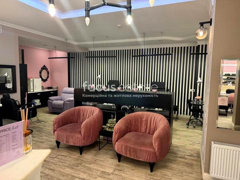 комерційна за адресою Київ, Євгена Коновальця вул. (Щорса), 36-В