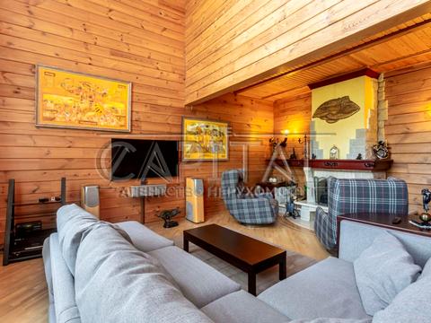 будинок за адресою с. Романків, Центральна вул.