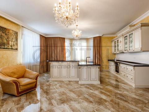 будинок за адресою с. Требухів, Броварська вул.