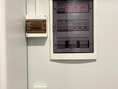 комерційна за адресою Вадима Жукова вул. (Бєляєва), 8-А