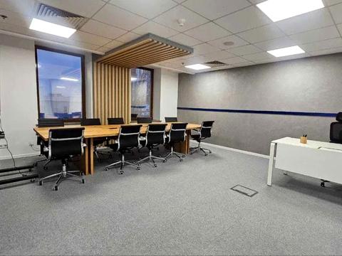 комерційна за адресою Київ, Богдана Хмельницького вул., 19-21