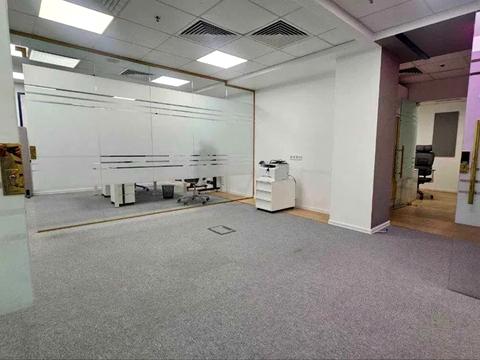 комерційна за адресою Київ, Богдана Хмельницького вул., 19-21