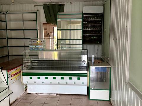 комерційна за адресою Степана Бандери вул., 18/1