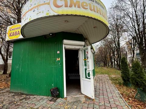 комерційна за адресою Степана Бандери вул., 18/1