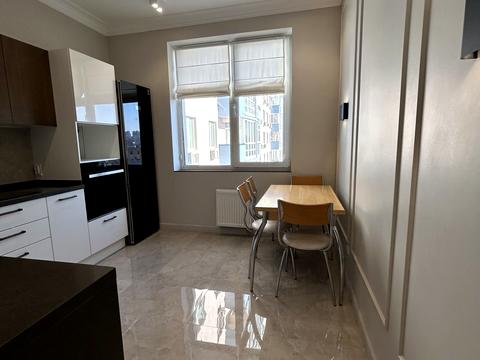 квартира за адресою Кирило-Мефодіївська вул., 2