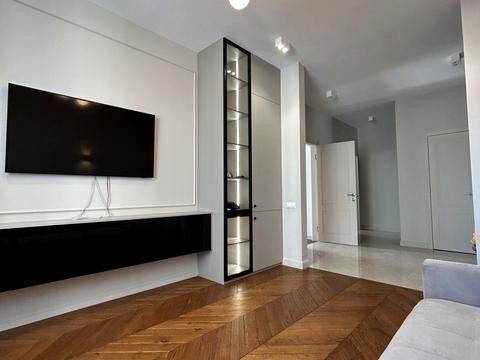 квартира за адресою Кирило-Мефодіївська вул., 2