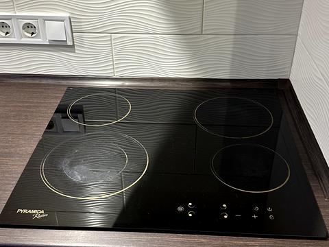 квартира за адресою Успішна вул., 28