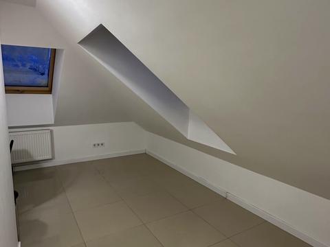 квартира за адресою Успішна вул., 28