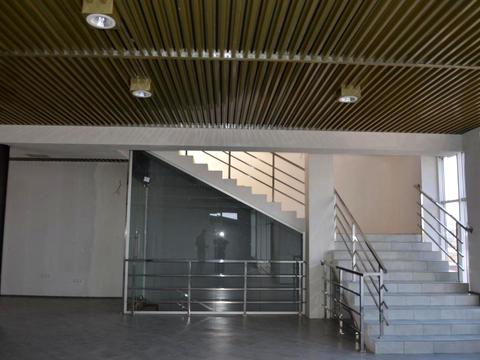 коммерческая по адресу Лугова, 1