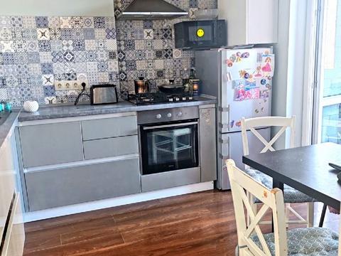 квартира по адресу Угорская ул., 12