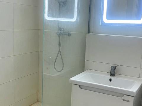 квартира за адресою Київ, Михайла Максимовича вул. (Онуфрія Трутенка), 24-А