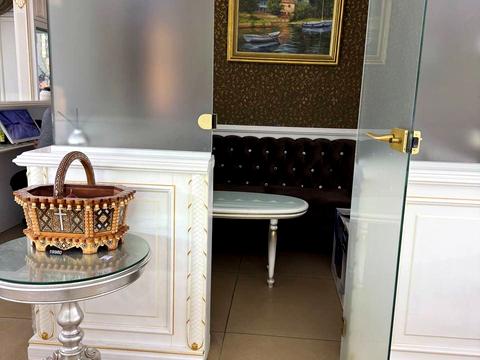 коммерческая по адресу Днепровская набережная ул., 14-г