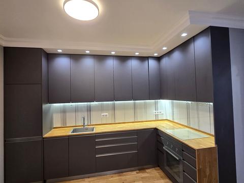 квартира за адресою Рея Бредбері вул., 2