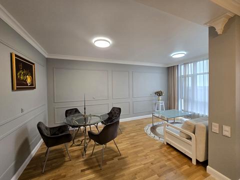 квартира за адресою Рея Бредбері вул., 2