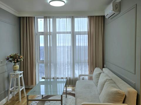 квартира за адресою Рея Бредбері вул., 2