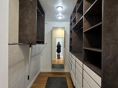 квартира за адресою Рея Бредбері вул., 2