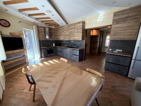 дом по адресу Василя Стуса ул. (Пушкинская)