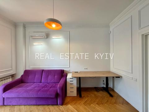 квартира за адресою Київ, Варязький пров., 4