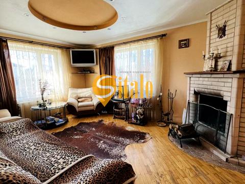 дом по адресу Строителей ул.