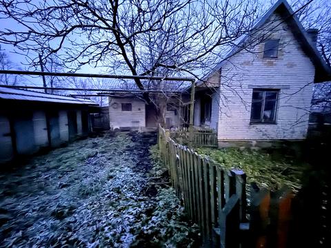 будинок за адресою Центральна вул.