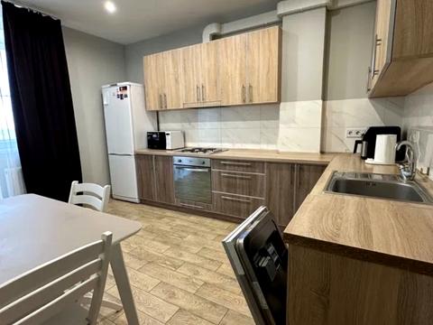 квартира за адресою Героїв Харкова просп. (Московський), 162