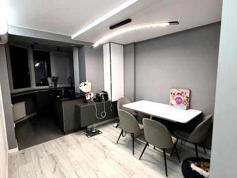 квартира за адресою Андрія Малишка вул. (Льва Толстого), 84