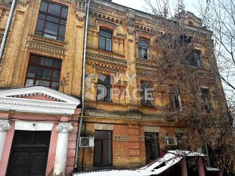 комерційна за адресою Ярославів Вал вул., 29Б