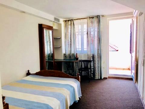 будинок за адресою Крутоярская