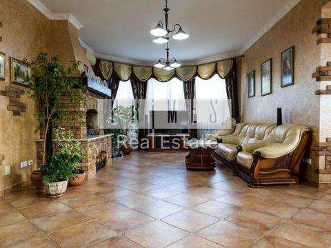 будинок за адресою Столична вул., 2