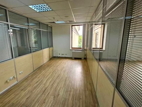 комерційна за адресою Київ, Богдана Хмельницького вул., 19-21