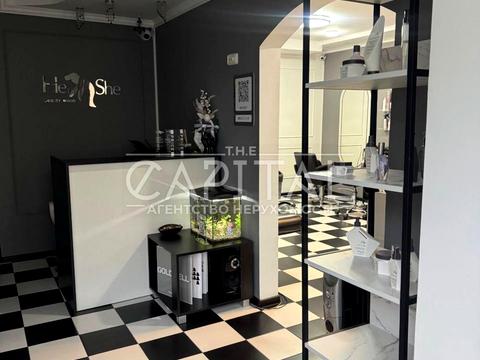 комерційна за адресою Київ, Братства Тарасівців вул. (Декабристів), 5