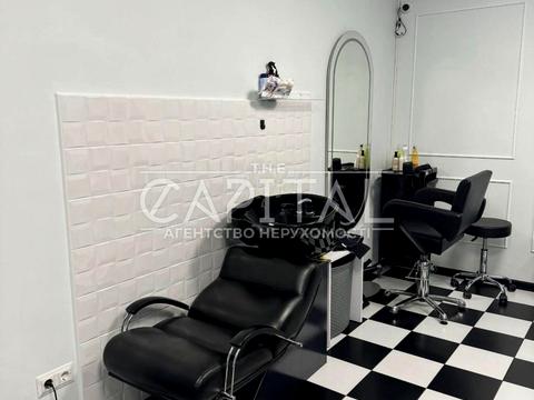 комерційна за адресою Київ, Братства Тарасівців вул. (Декабристів), 5