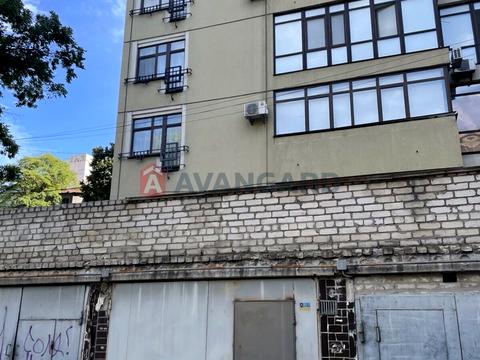 паркоместо по адресу Александра Конисского ул., 16