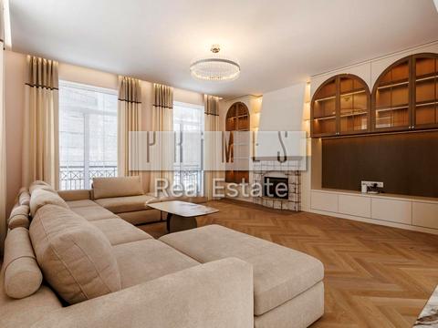 будинок за адресою Павла Загребельного вул. (Миколи Раєвського)