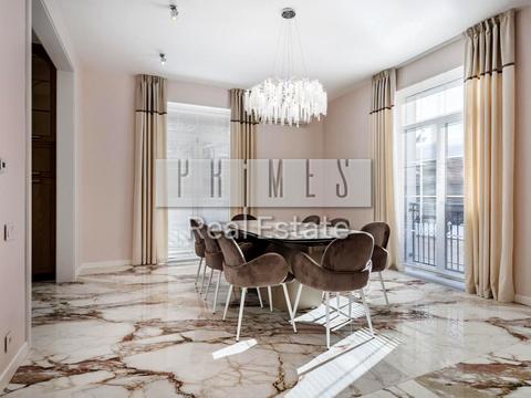 будинок за адресою Павла Загребельного вул. (Миколи Раєвського)