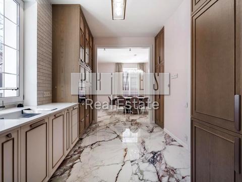 будинок за адресою Павла Загребельного вул. (Миколи Раєвського)