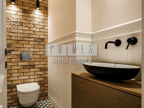 будинок за адресою Павла Загребельного вул. (Миколи Раєвського)