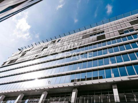 комерційна за адресою Лейпцизька вул., 15а