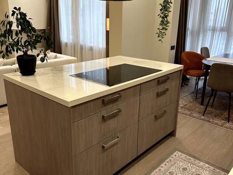 квартира за адресою Андрія Верхогляда вул. (Михайла Драгомирова), 16