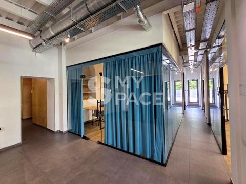 коммерческая по адресу Марка Безручка ул., 24